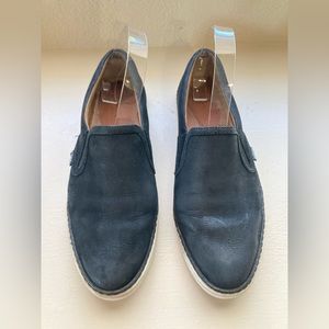 Ugg Black Soleda Nubuck Leather Slip On Sneaker Loafer Size 9